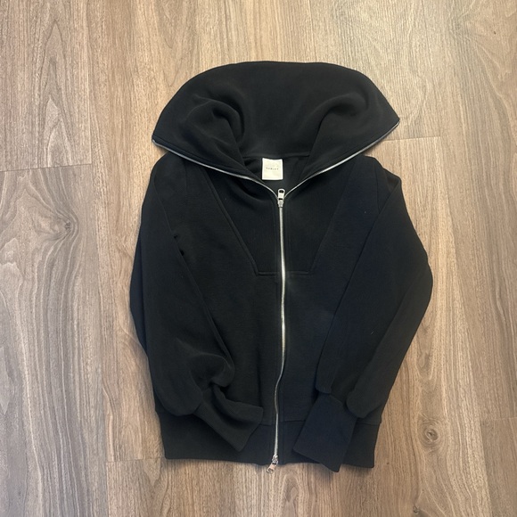 Black VARLEY Ells Zip-Up Jacket - Picture 6 of 10